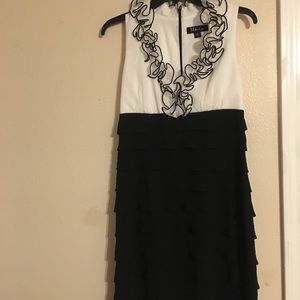 Black & White Ruffled Cocktail Dress Sz 8